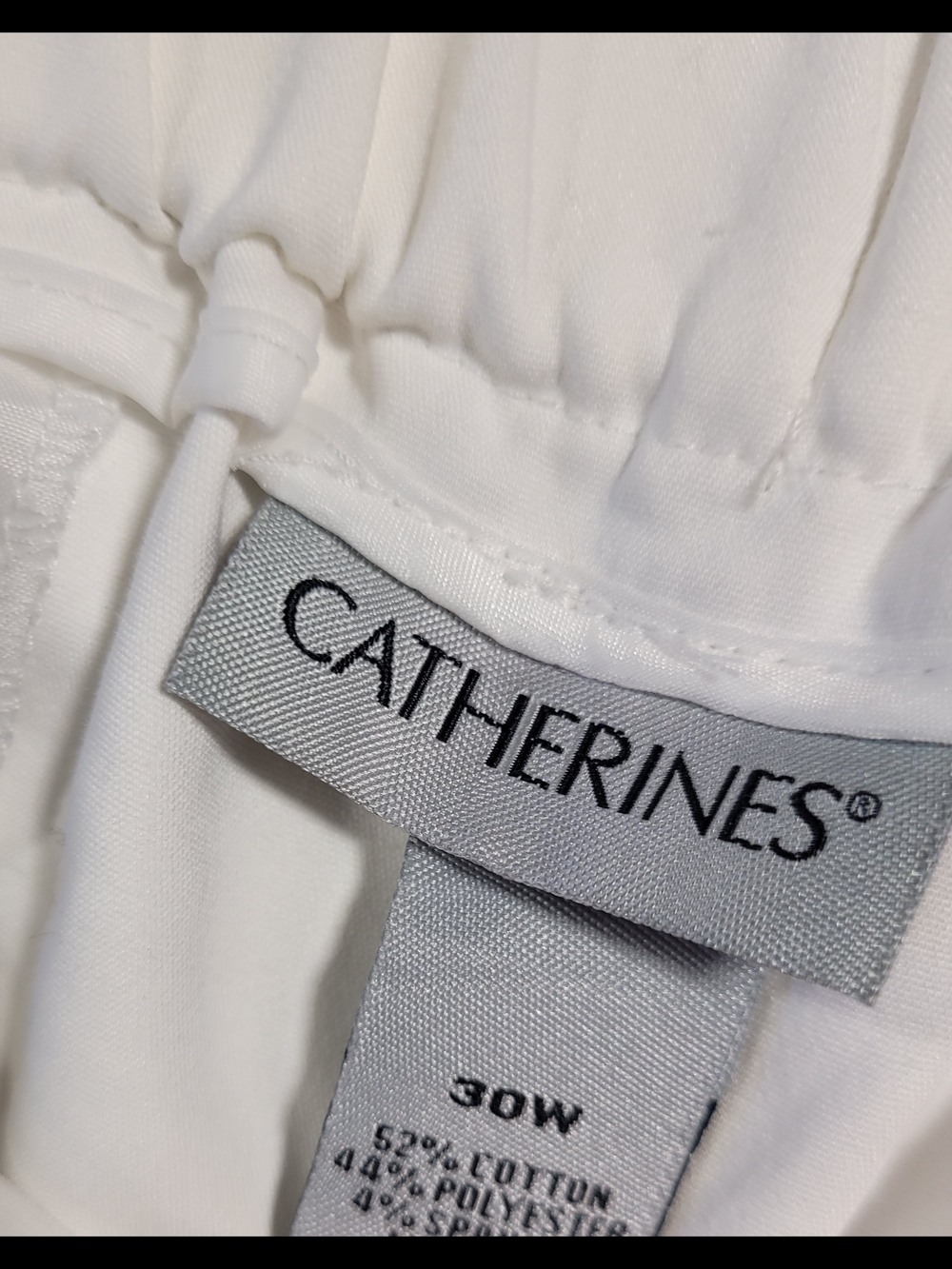Catherines White Capris - Picture 2 of 5